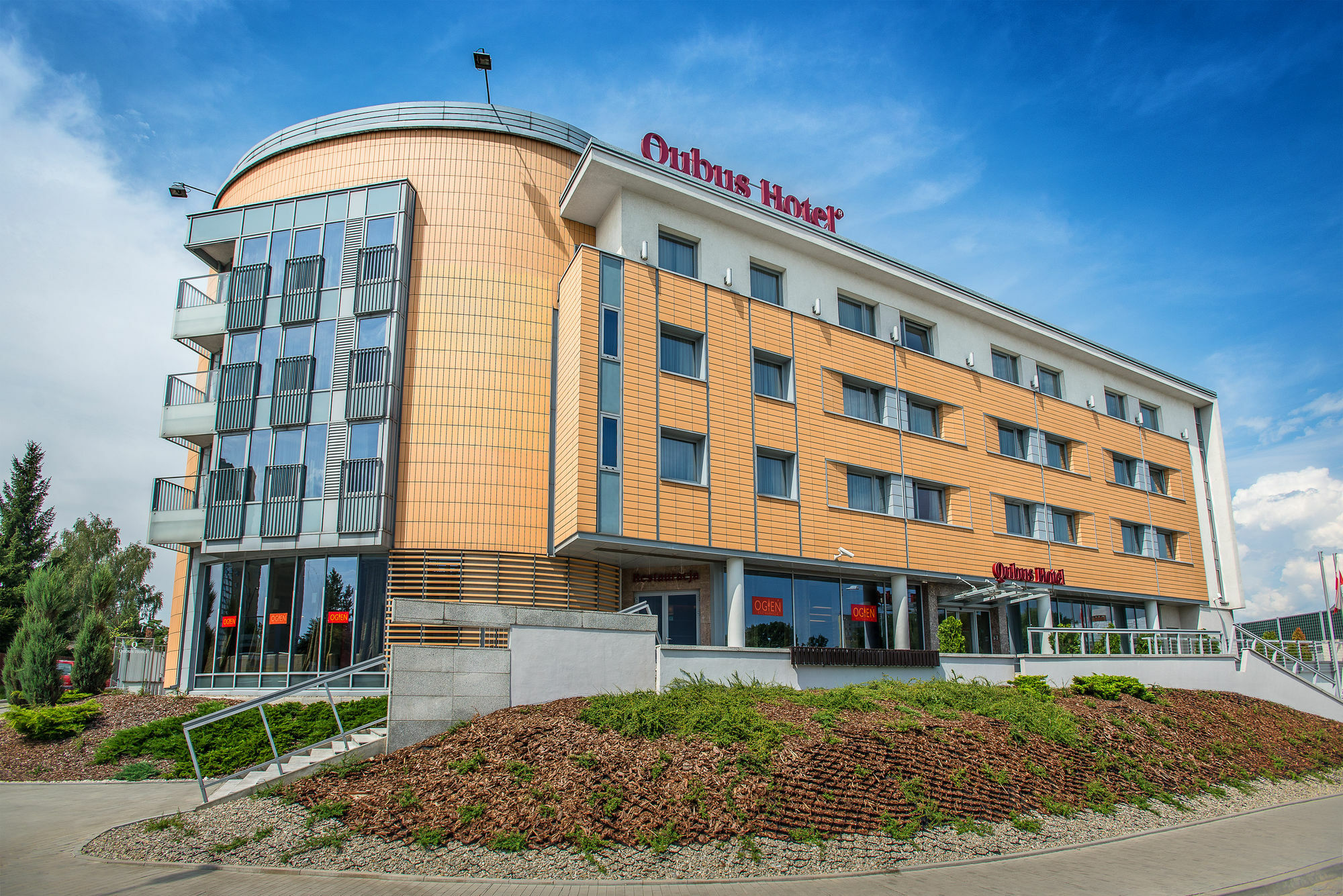 Qubus Hotel Кельце Екстер'єр фото